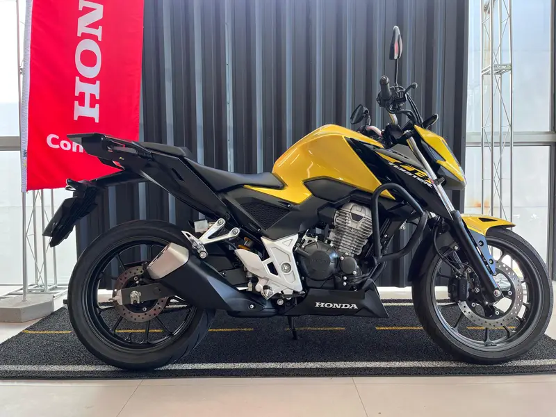 Honda CB 300F Twister Standard