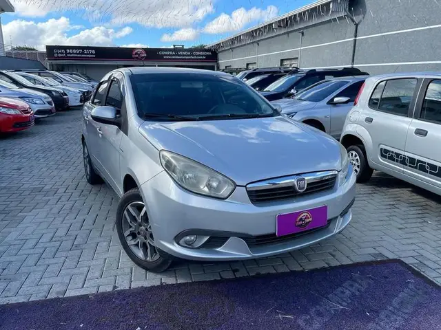 Carro Fiat Siena 2013 Essence 1.6 16V (Flex)