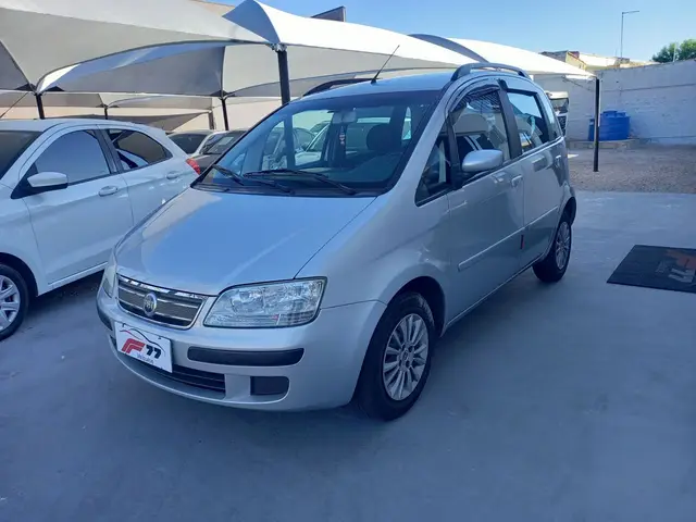 Carro Fiat Idea 2006 ELX 1.4 (Flex)