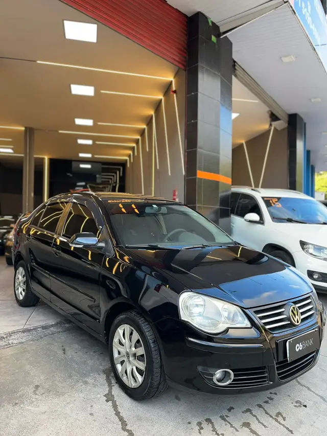 Carro Volkswagen Polo Sedan 2011 1.6 8V (Flex)