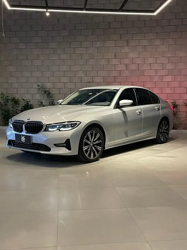 Carro BMW 320i 2021 2.0 Turbo