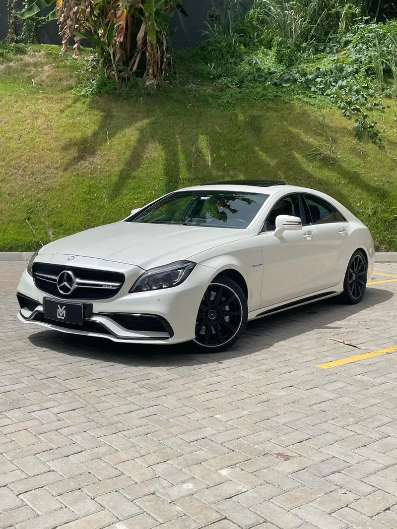 Mercedes-Benz CLS AMG CLS 63 Shooting Brake AMG 4Matic 5.5 V8