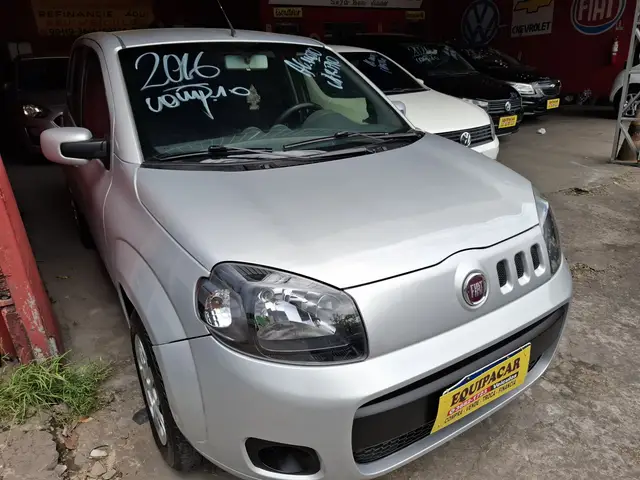 Carro Fiat Uno 2016 Vivace 1.0 8V (Flex) 4p