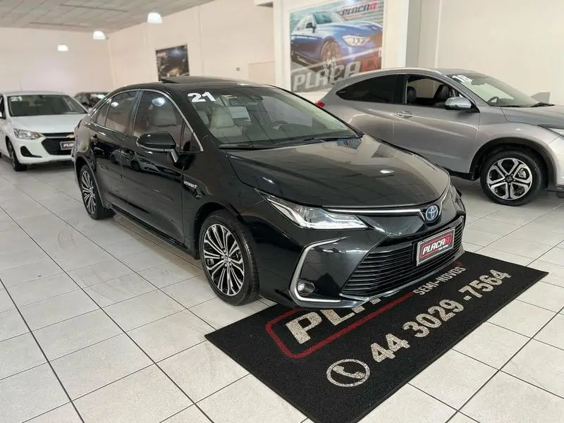 Toyota Corolla Altis Premium Hybrid 1.8
