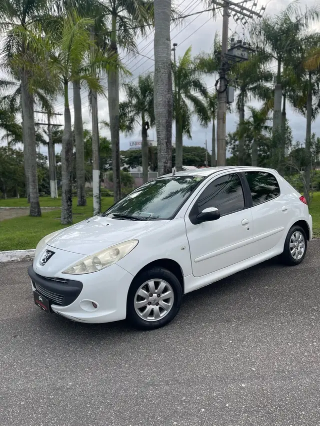 Carro Peugeot 207 2011 Hatch XR Sport 1.4 8V (flex)