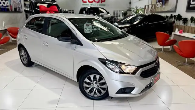 Carro Chevrolet Onix 2021 1.0 (Flex)