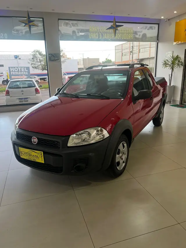 Carro Fiat Strada 2015 Working 1.4 (Flex) (Cabine Estendida)