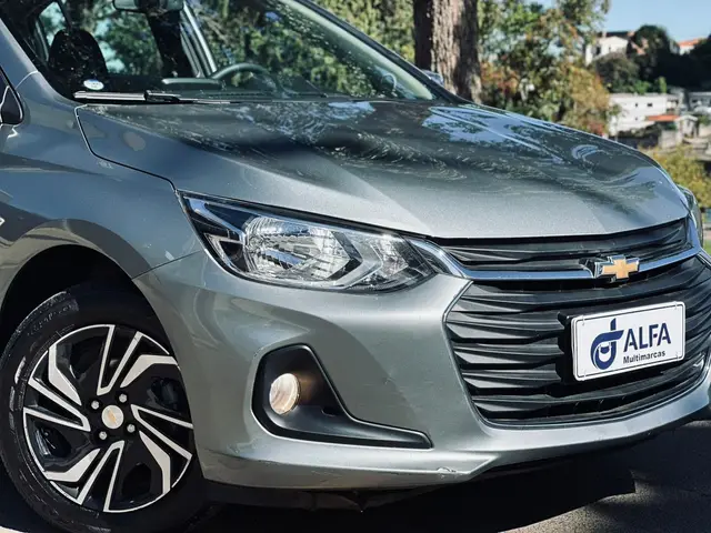 Carro Chevrolet Onix Plus 2024 LT 1.0