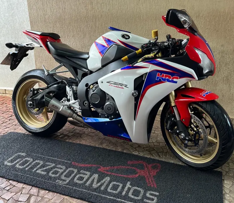 Honda CBR 1000RR Fireblade
