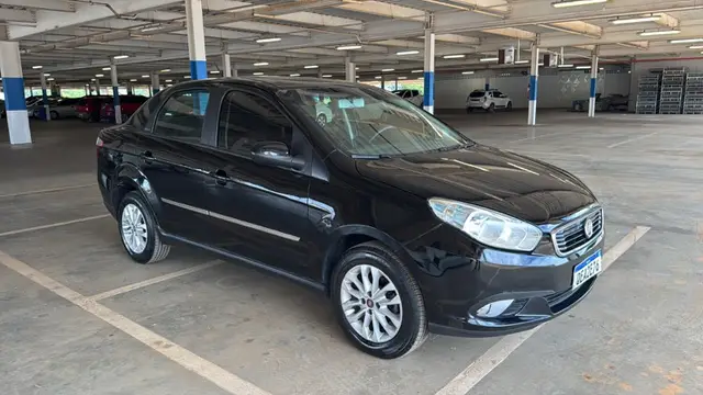 Carro Fiat Grand Siena 2018 Evo Attractive 1.4 8V (Flex)