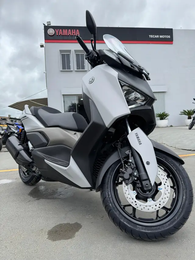 Carro Yamaha XMax 2025 250 Connected