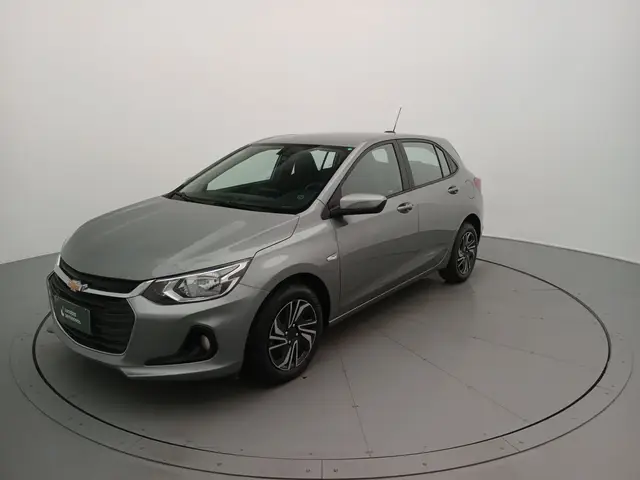 Carro Chevrolet Onix Plus 2024 LT 1.0