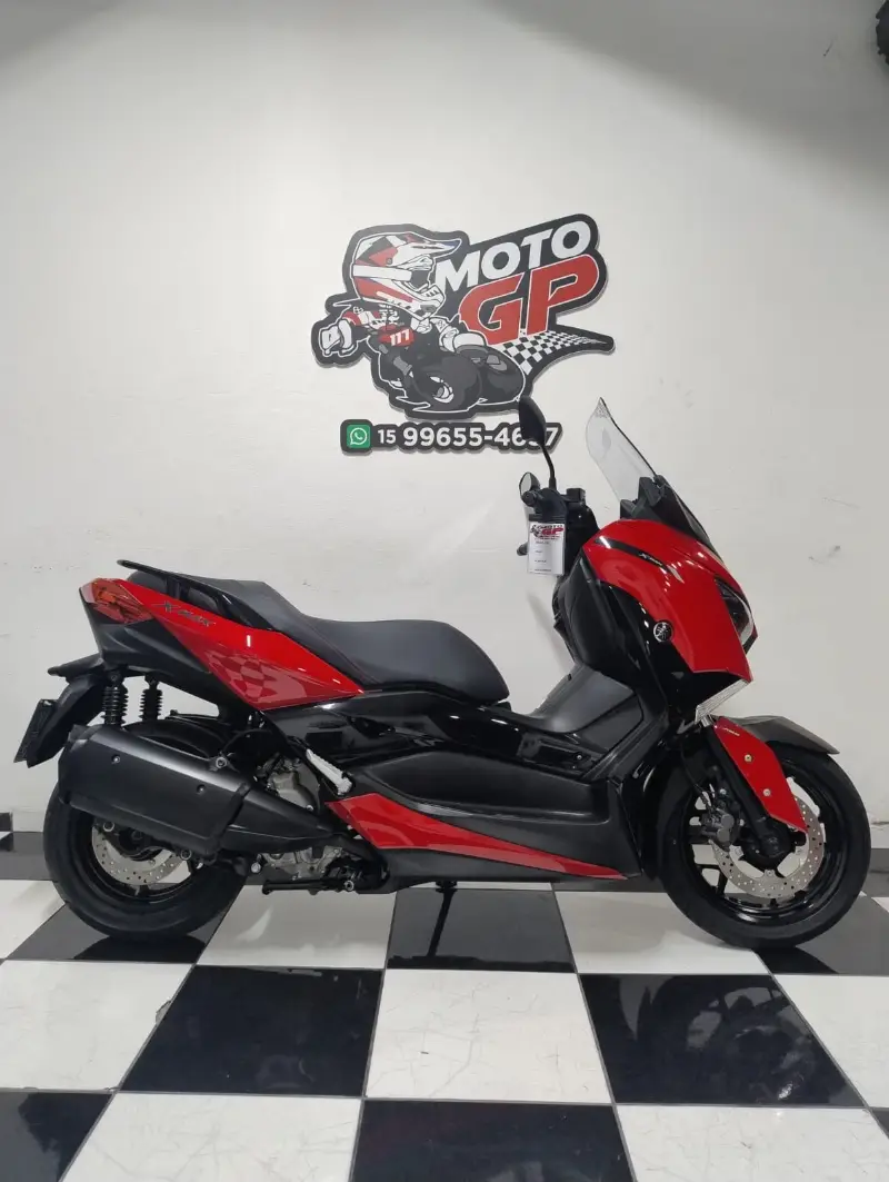 Yamaha XMax ABS