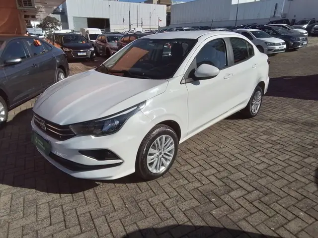 Carro Fiat Cronos 2023 Drive 1.3 (Flex) MT