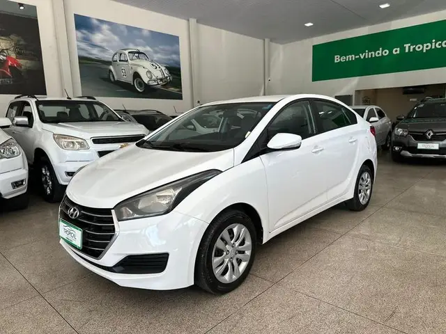 Carro Hyundai HB20S 2017 1.0 Comfort Plus (Flex)