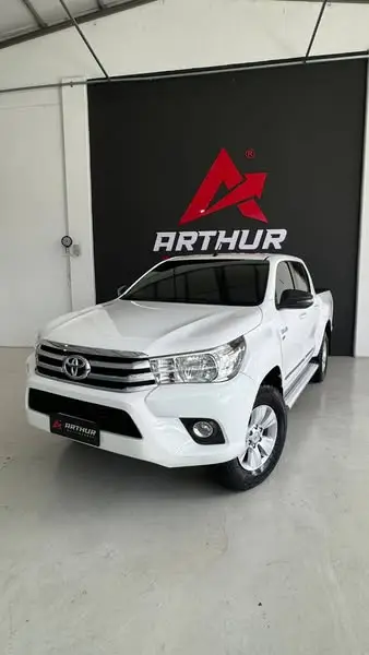 Carro Toyota Hilux Cabine Dupla 2018 Hilux 2.7 SR CD 4x2 (Flex)