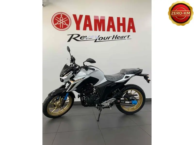 Yamaha Fazer FZ25 Connected