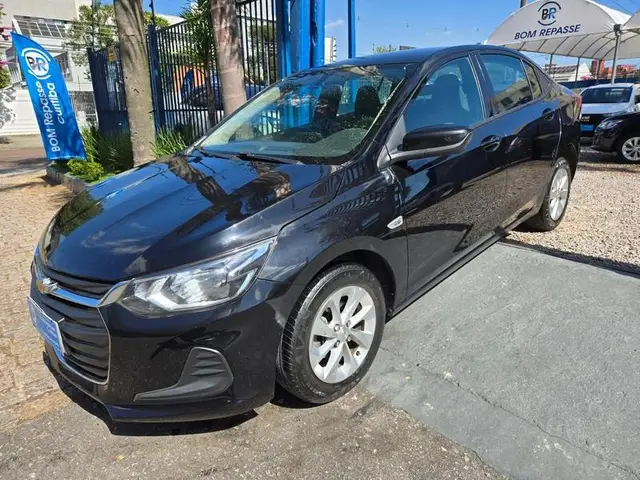 Carro Chevrolet Onix Plus 2022 1.0 LT (Flex)