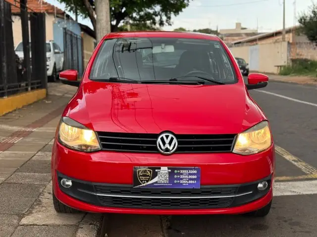 Carro Volkswagen Fox 2011 1.0 8V (Flex) 4p