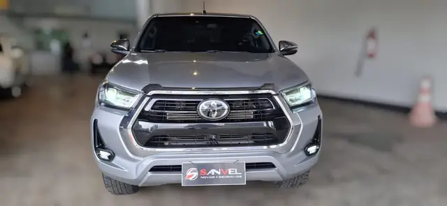 Carro Toyota Hilux Cabine Dupla 2022 SRX 2.8 TDI CD 4x4 (Aut)