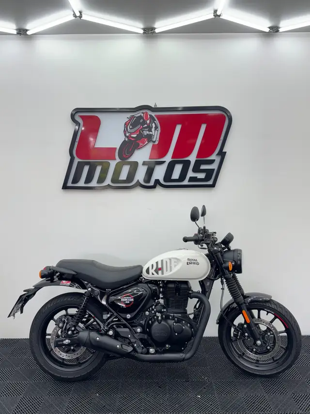 Carro Royal Enfield Hunter 350 2025 Dapper