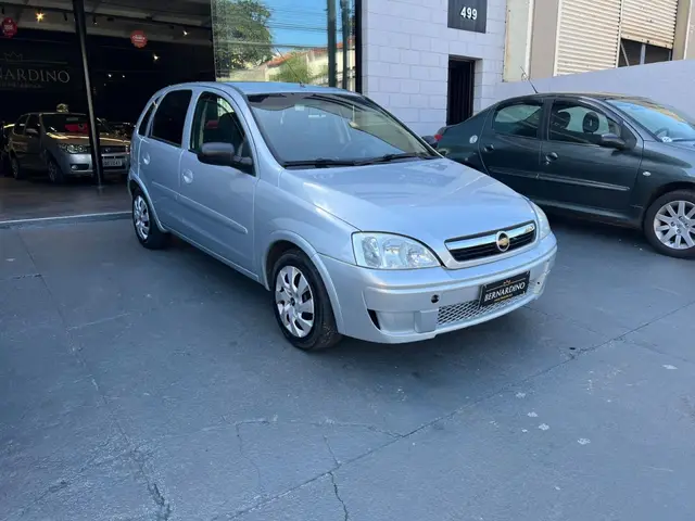 Carro Chevrolet Corsa Hatch 2011 Maxx 1.4 (Flex)