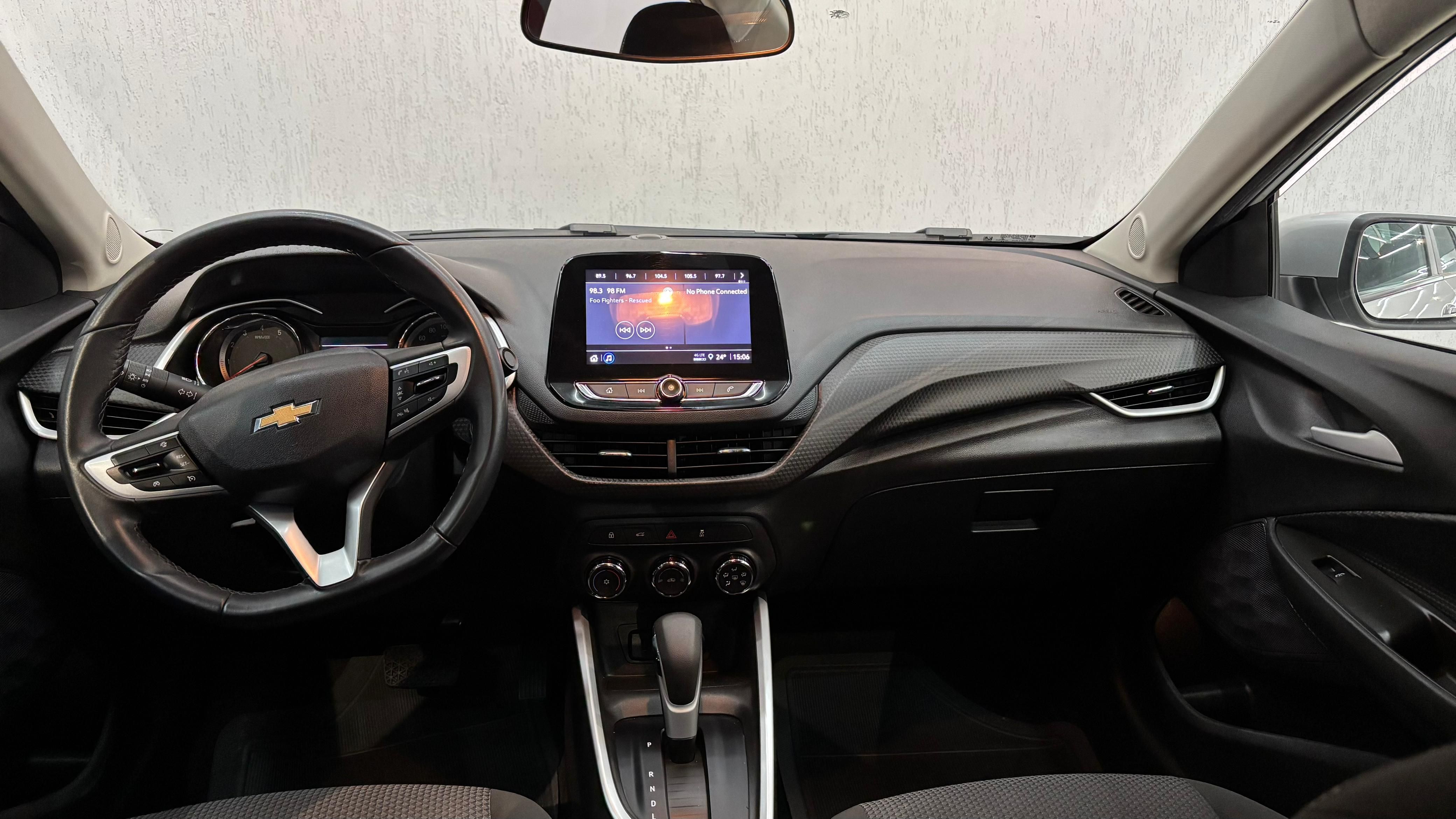 Chevrolet Onix Plus