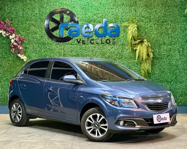 Carro Chevrolet Onix 2015 1.4 LTZ SPE/4 (Aut)