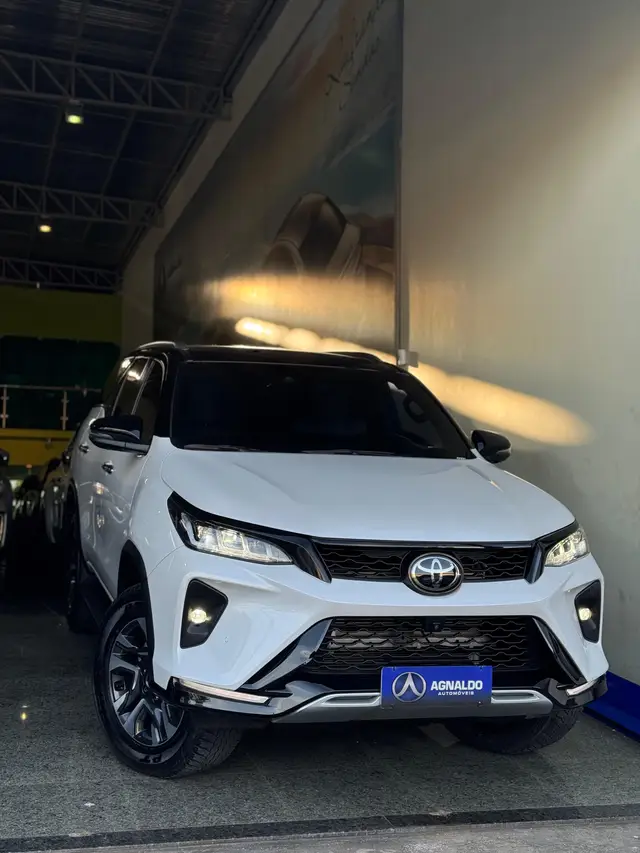 Carro Toyota SW4 2024 Diamond  2.8 Turbodiesel 4x4 (Aut.)
