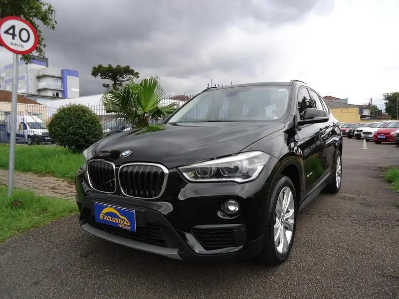 BMW X1 2.0 sDrive20i X-Line ActiveFlex