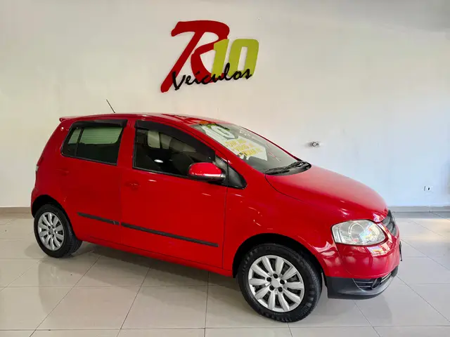 Carro Volkswagen Fox 2010 1.0 8V (Flex) 4p
