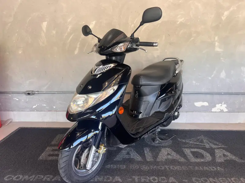 Suzuki Burgman AN 125
