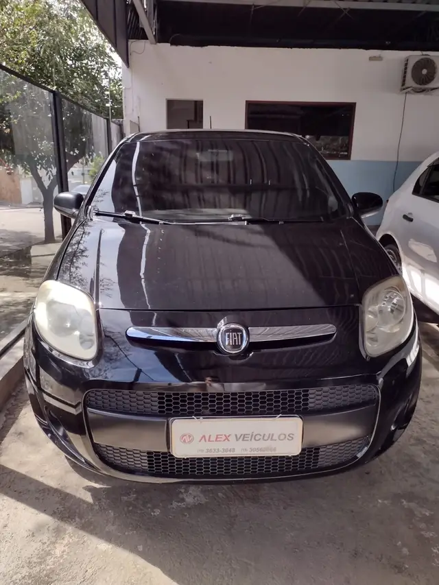 Carro Fiat Palio 2013 Attractive 1.0 8V (Flex)