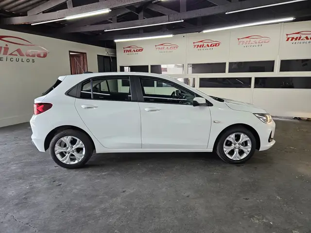 Carro Chevrolet Onix 2023 LTZ 1.0 Turbo