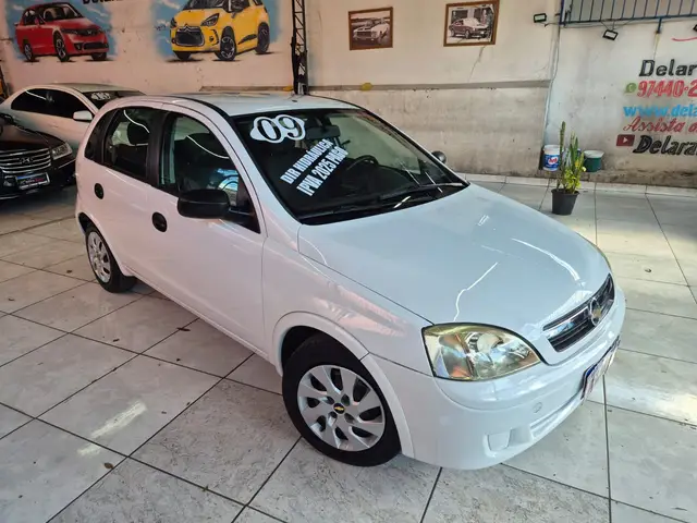 Carro Chevrolet Corsa Hatch 2009 Maxx 1.8 (Flex)