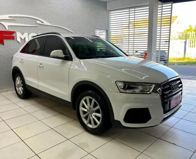 Carro Audi Q3 2016 1.4 TFSI Ambiente S Tronic