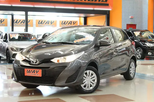 Carro Toyota Yaris 2022 1.3 XL Live CVT (Flex)
