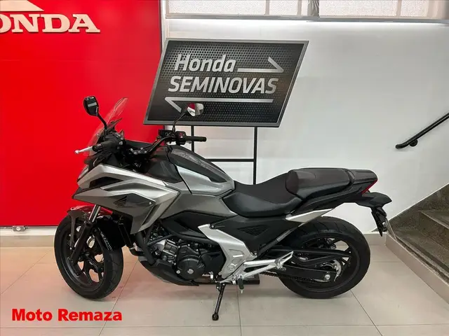 Carro Honda NC 750X 2024 ABS