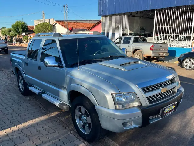 Carro Chevrolet S10 Cabine Dupla 2010 S10 Executive 4x2 2.4 (Flex) (Cab Dupla)