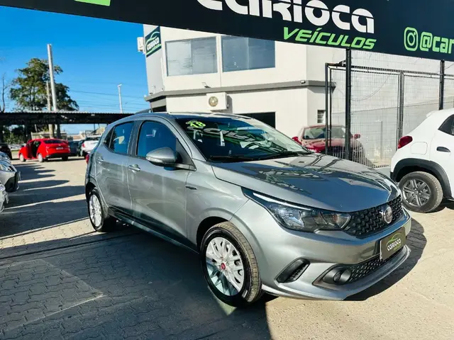 Carro Fiat Argo 2018 Precision 1.8 E.Torq AT6 (Flex)