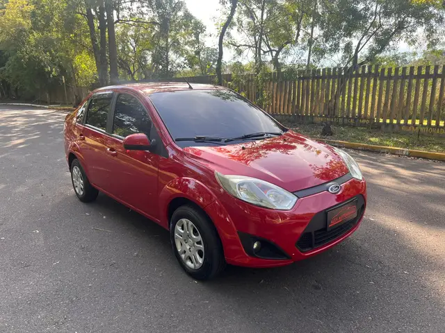 Carro Ford Fiesta Sedan 2013 Sed. 1.6 8V Flex 4p