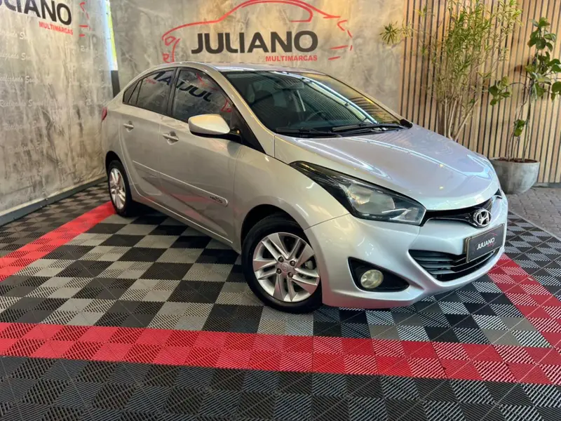 Hyundai HB20S 1.6 Comfort Plus (Flex)