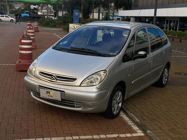 Carro Citroën Xsara Picasso 2007 GLX 1.6 16V (flex)