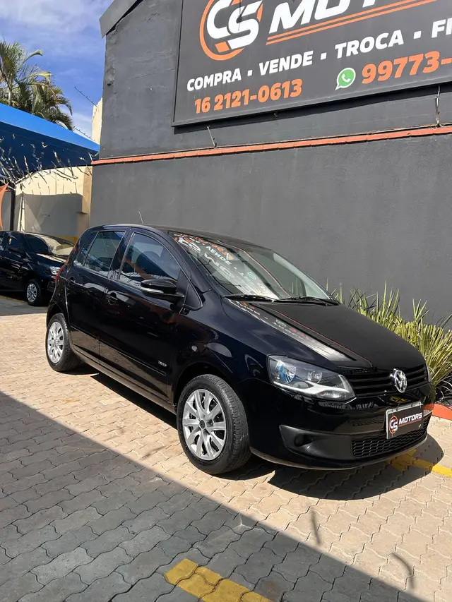 Carro Volkswagen Fox 2011 1.6 8V (Flex)