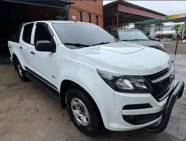 Carro Chevrolet S10 Cabine Dupla 2020 S10 2.8 CTDI LS 4WD (Cabine Dupla)