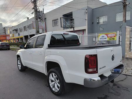Amarok 3.0 CD 4x4 TDi Highline (Aut)