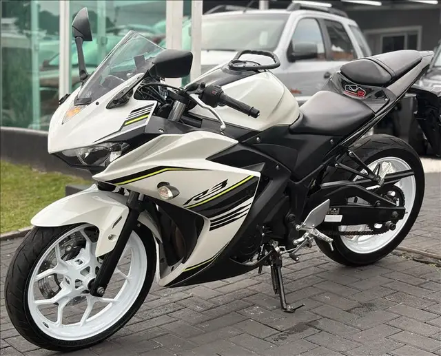 Carro Yamaha YZF R3 2018 (ABS)
