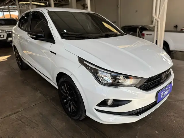 Carro Fiat Cronos 2021 Drive 1.3 (Flex)
