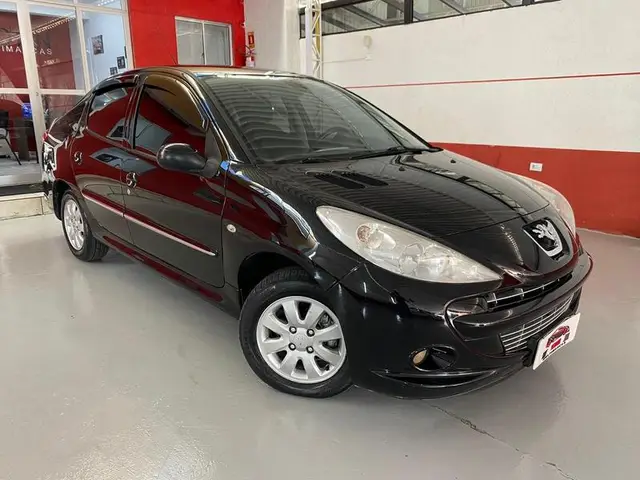 Carro Peugeot 207 Sedan 2013 207 Passion XR Sport 1.4 8V (flex)
