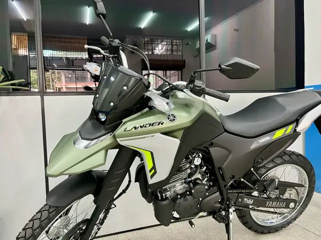 Moto Yamaha XTZ 250 Lander 2025 Connected